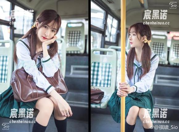 疯狂的樱花与JK：王羽杉的cos图集，谁能抗拒？