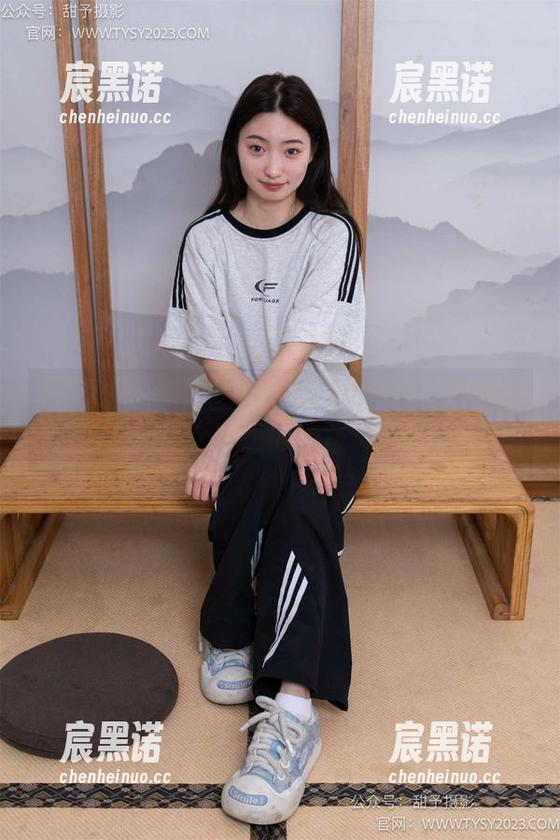 甜予摄影 - 看鱼鱼如何用高跟鞋征服私房图包的绝技