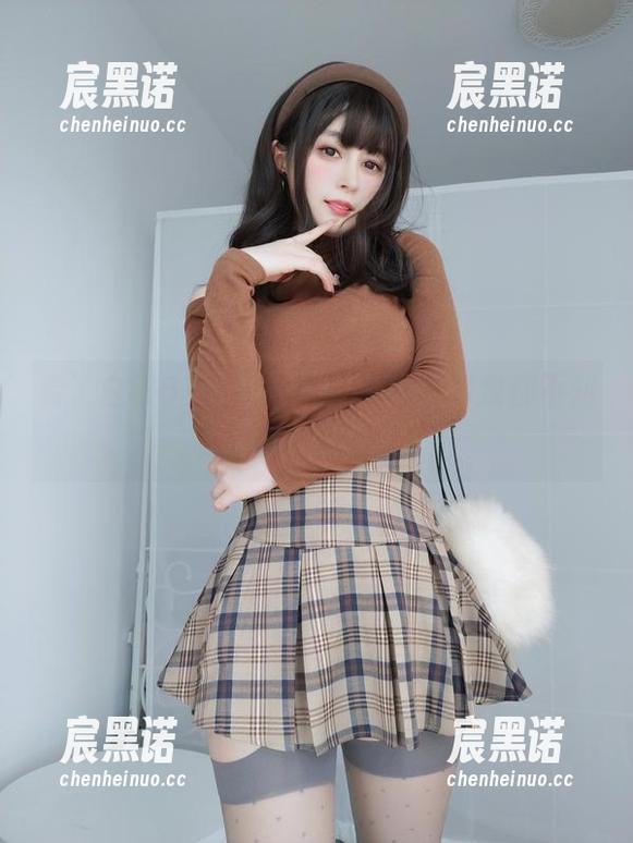 看了白银81的网盘写真，温柔到我都不知道该怎么回复了。