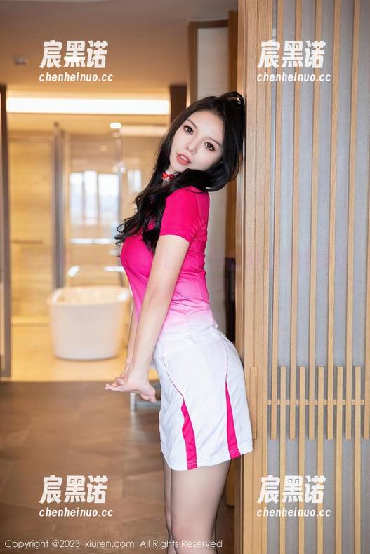 秀人网 - Yuki鱼儿：你的橱窗里也需要这么油亮的美图！
