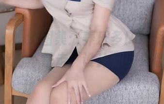 秀人网 - 婚纱图集：养乐多Doll想在婚礼上滑掉而不是走，设计师卯尽脑汁！