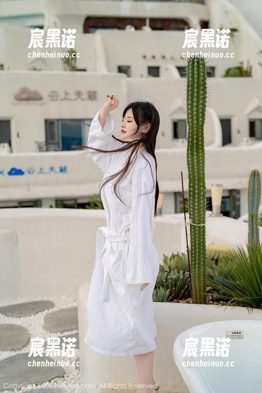 秀人网 - 周于希Sally：高跟鞋下的真实足迹，无圣光只见原图的魅力