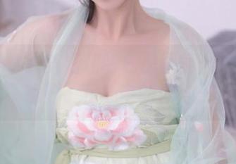 秀人网 - 大美妞儿的私房图集：白丝大作战，找到了我心中的白马王子！