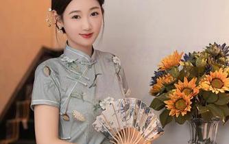 秀人网 - 小Kiki的全天然户外写真：只差一条狗！