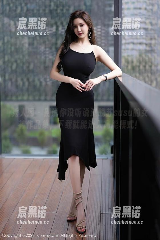 秀人网 - 别说你没听说过晚苏susu的女神作品集，下载就能进入高能模式！