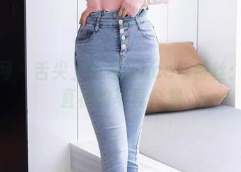 秀人网 - 舌尖上的菊花ace与蕾丝：不忍直视的写真合集