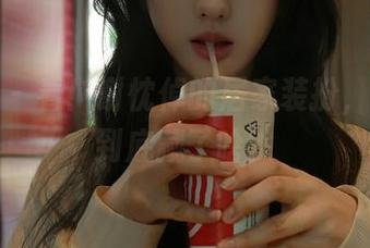 秀人网 - 看！谢忱倬的居家装扮，原图里到底藏了啥？