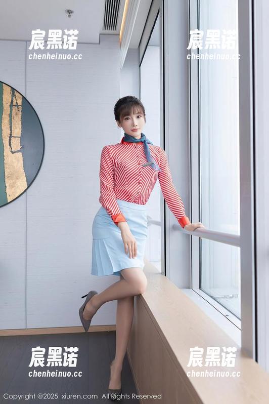 秀人网 - 陈梵妮Fanny的校服私拍，原图即是魔法一瞬！