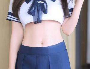 秀人网 - 最新写真里，麦田与粉色仿佛在告诉我“夏天该来了”。