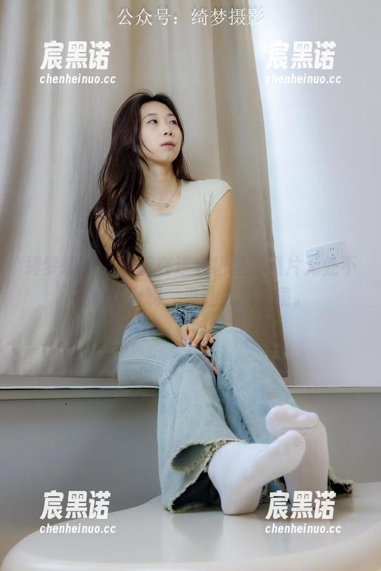 绮梦摄影-雪莉 绮梦摄影 - 雪莉在连衣裙里,照片无处不在的优雅啊,真让人想上镜。