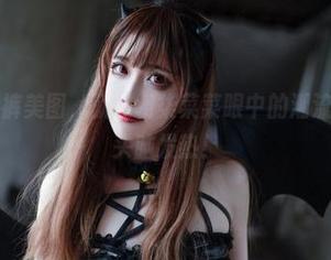 这些牛仔裤美图，就是翎柒菜菜眼中的潮流新解读，头脑发热！
