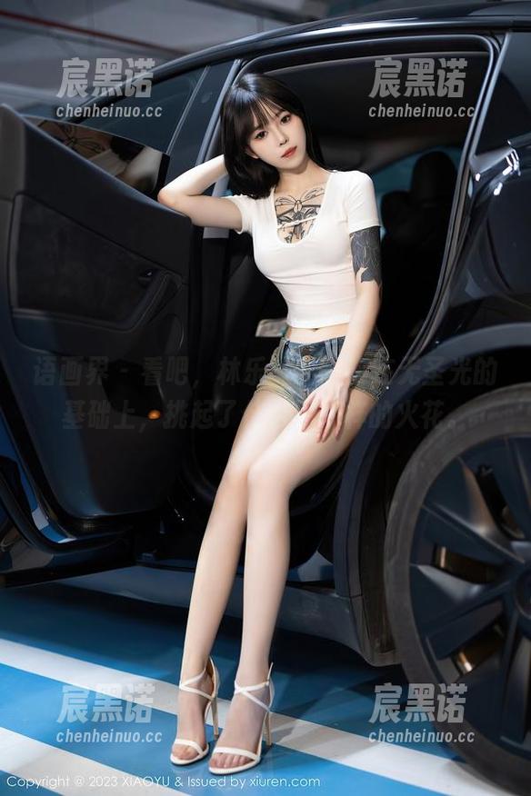 语画界-林乐一 语画界 - 看吧,林乐一的美脚在无圣光的基础上,挑起了什么不一样的火花。