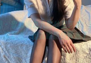 微密圈 - 软妹小九九的丝足艺术：这图集没圣光，但我眼睛快冒光了