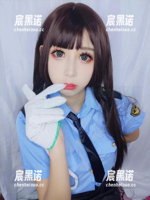 雯粥粥i的白色T恤日常，精选图库，谁能抗拒这种简单的魅力？