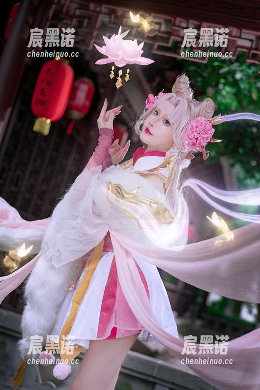 露儿大魔王出奇招，伊芙琳的作品直击眼球！